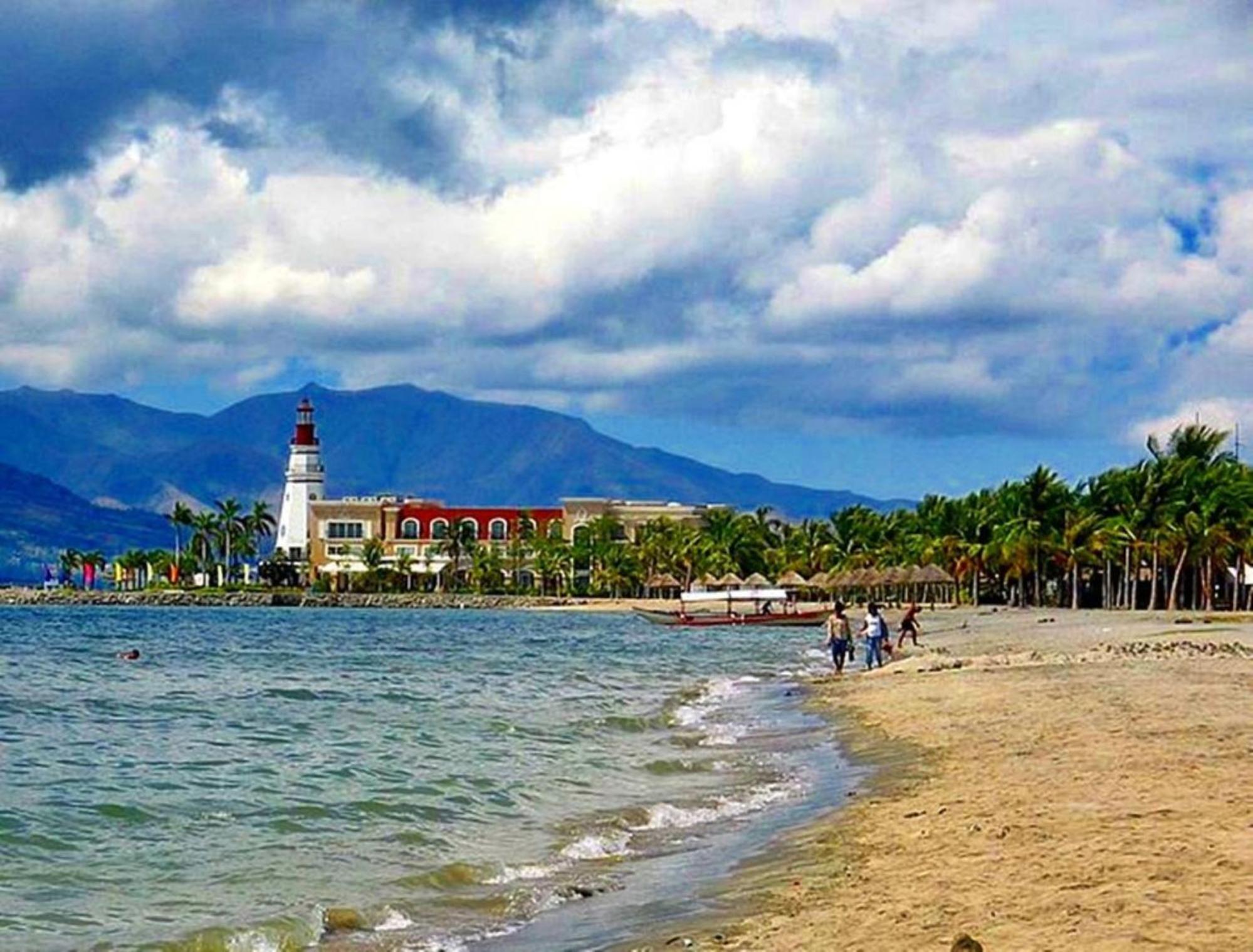 Reddoorz Plus @ Seaborne Hotel Subic Zambales Kültér fotó