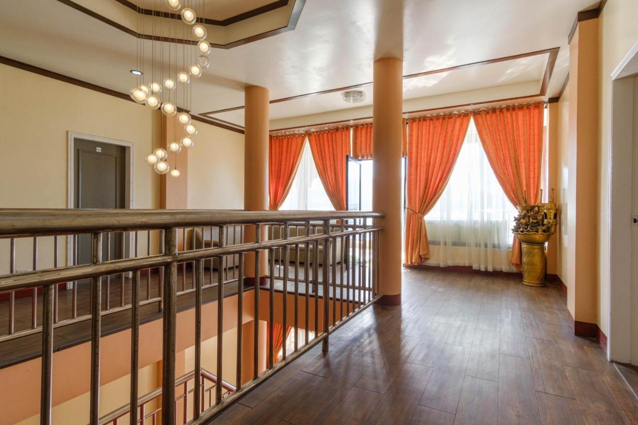 Reddoorz Plus @ Seaborne Hotel Subic Zambales Kültér fotó