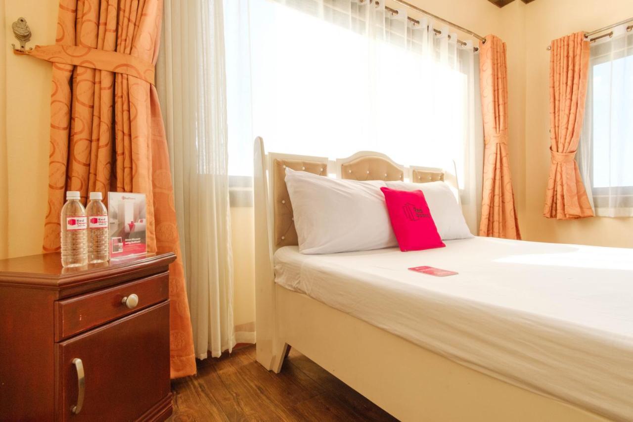 Reddoorz Plus @ Seaborne Hotel Subic Zambales Kültér fotó