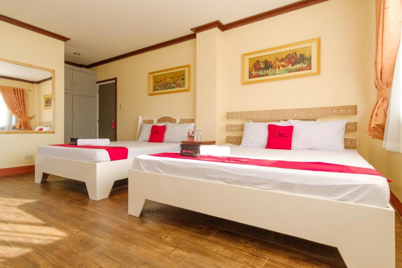 Reddoorz Plus @ Seaborne Hotel Subic Zambales Kültér fotó