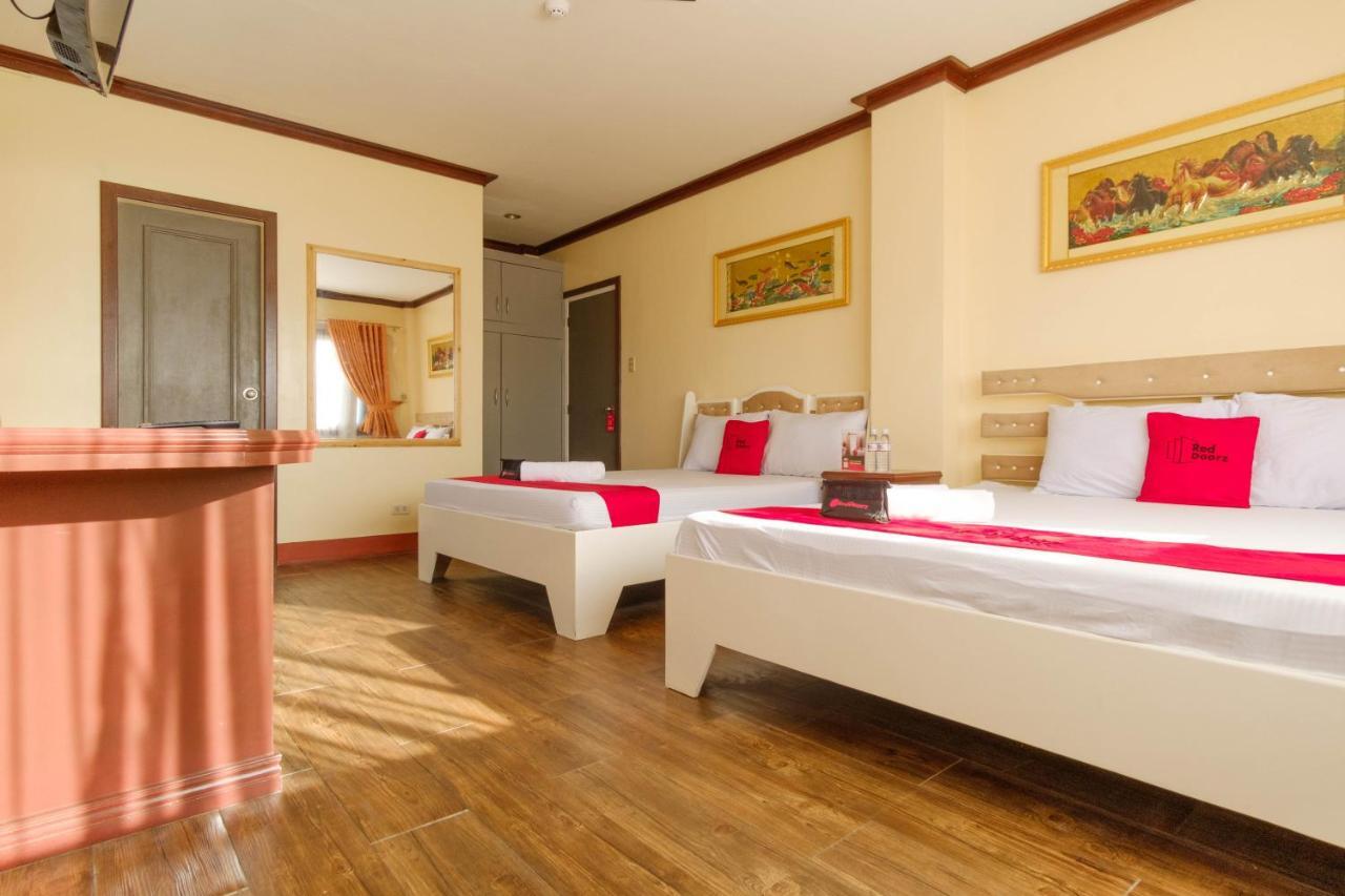 Reddoorz Plus @ Seaborne Hotel Subic Zambales Kültér fotó